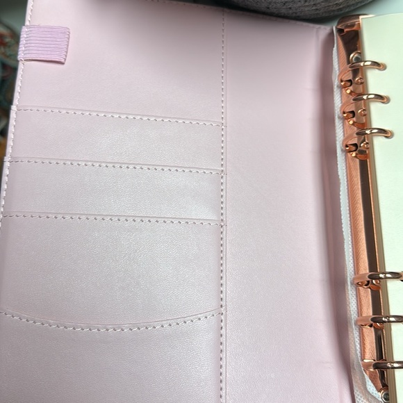 Checkered Planner - Picture 4 of 6